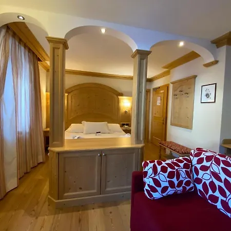 Ξενοδοχείο Boutique Diana 4*